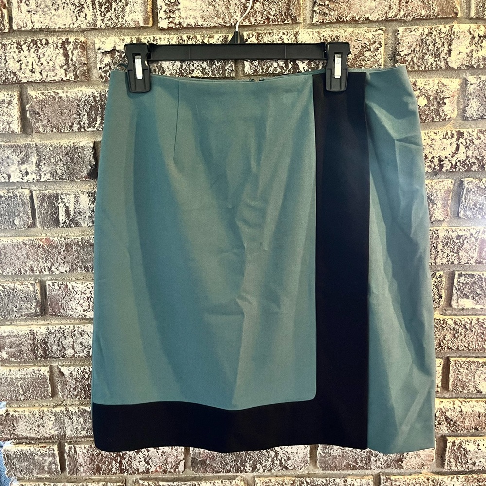 Nine West color block skirt